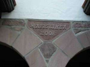 Grabado en piedra rojo Baztan - Baztango harri gorrizko grabatua